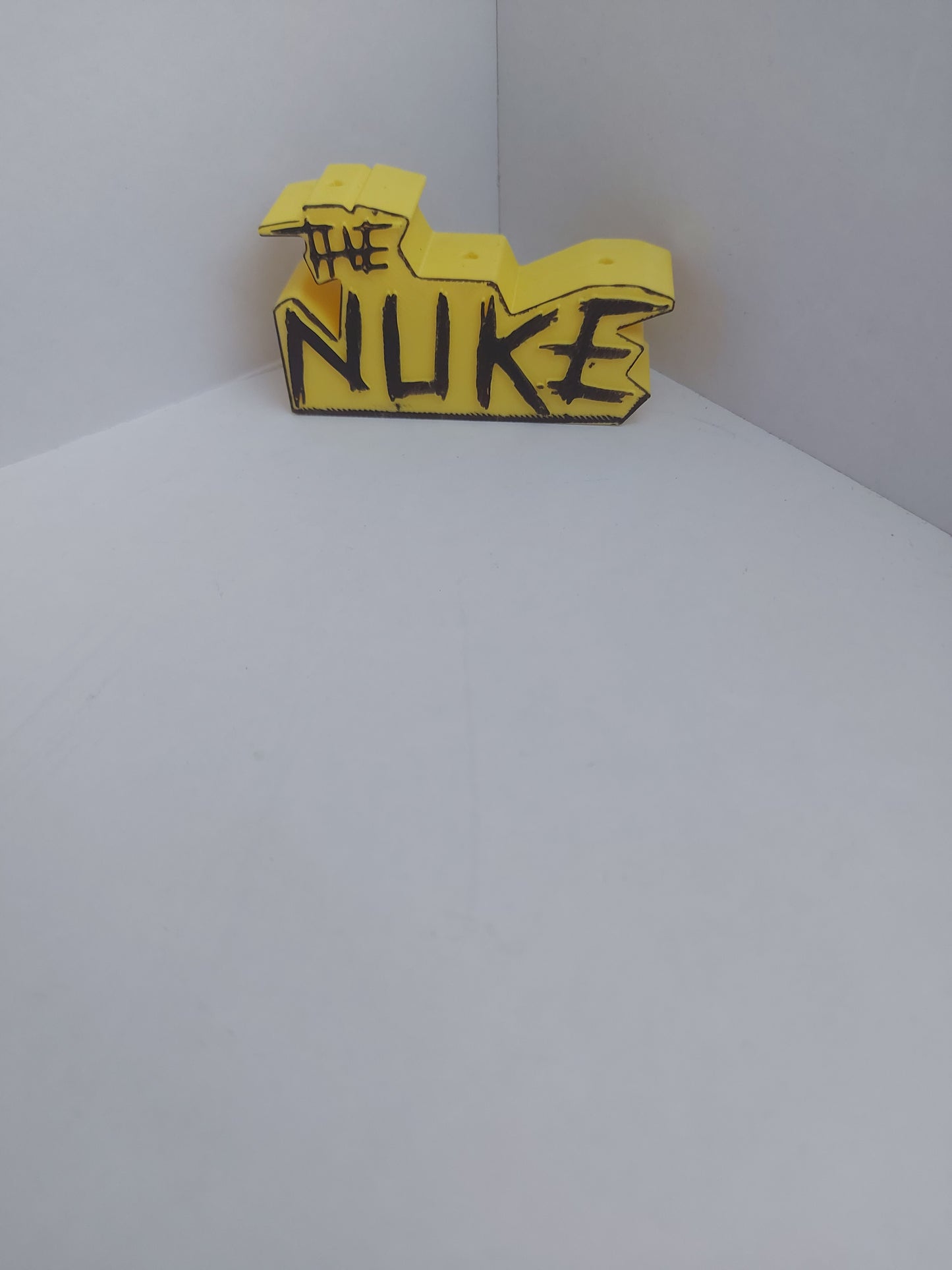 Luke The Nuke Littler Dart stand